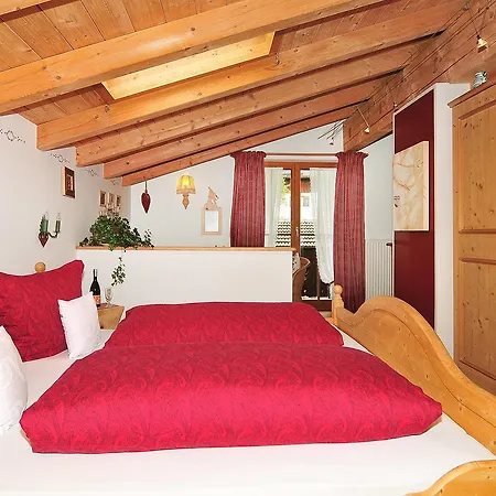 Haus Zum Puit Hansi 216w
